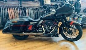 2018 Harley-Davidson CVO Road Glide 117 (FLTRXSE)
